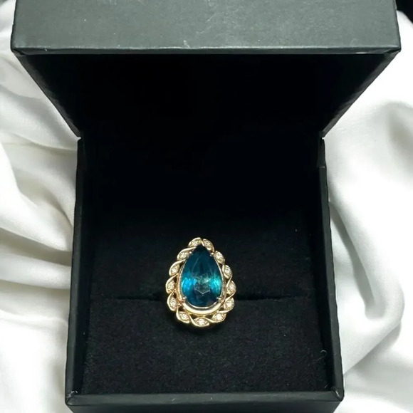 Le Vian 14K Gold Pear Shaped Natural Blue Topaz and Diamonds Ring, Size 5 - Picture 2 of 8